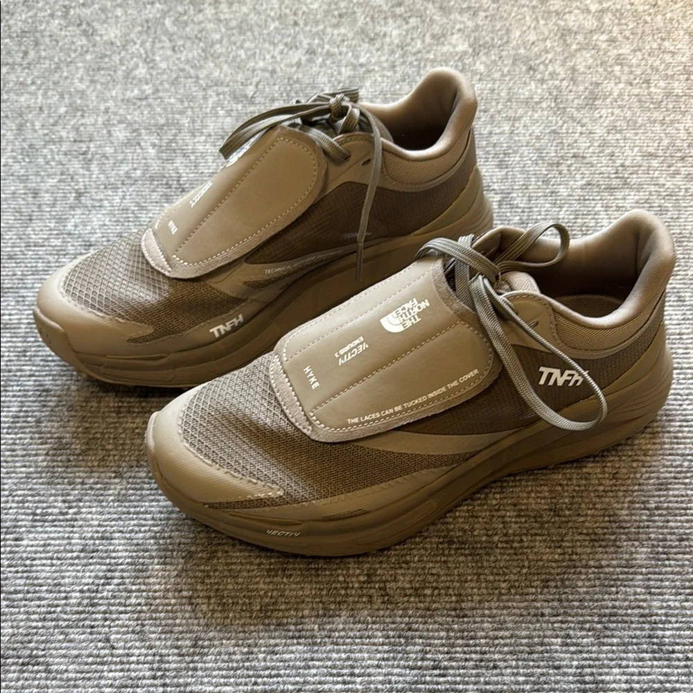 THE NORTH FACE x HYKE Vectiv Enduris III unisex 9 (men’s 8, women’s 9.5)